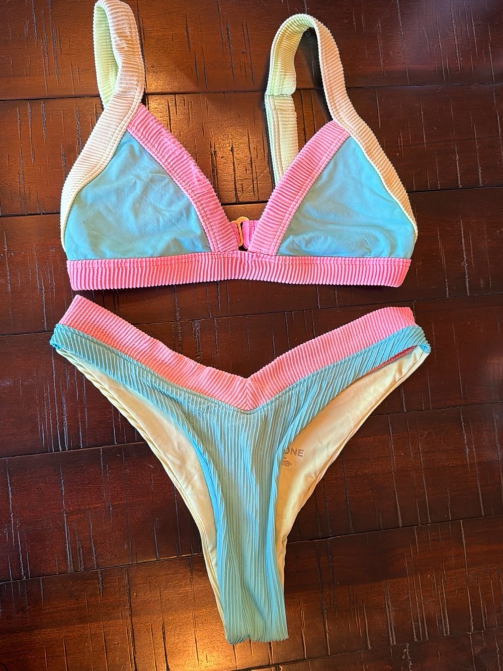 ONEONE Pastel Ribbed Bikini Set - Powder Blue & Bubblegum Pink - Picture 2 of 5
